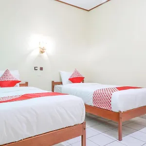 Super Oyo 1654 Maha Bharata Kuta Hotel