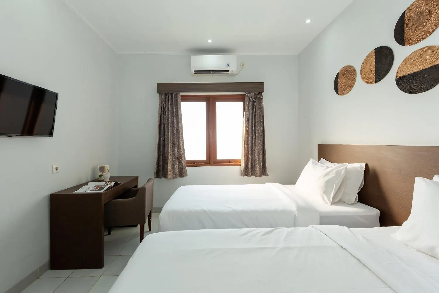 Cove Matahari Guesthouse Sunset Legian 2*,