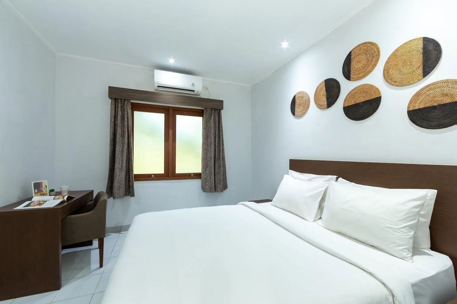 Cove Matahari Guesthouse Sunset Legian