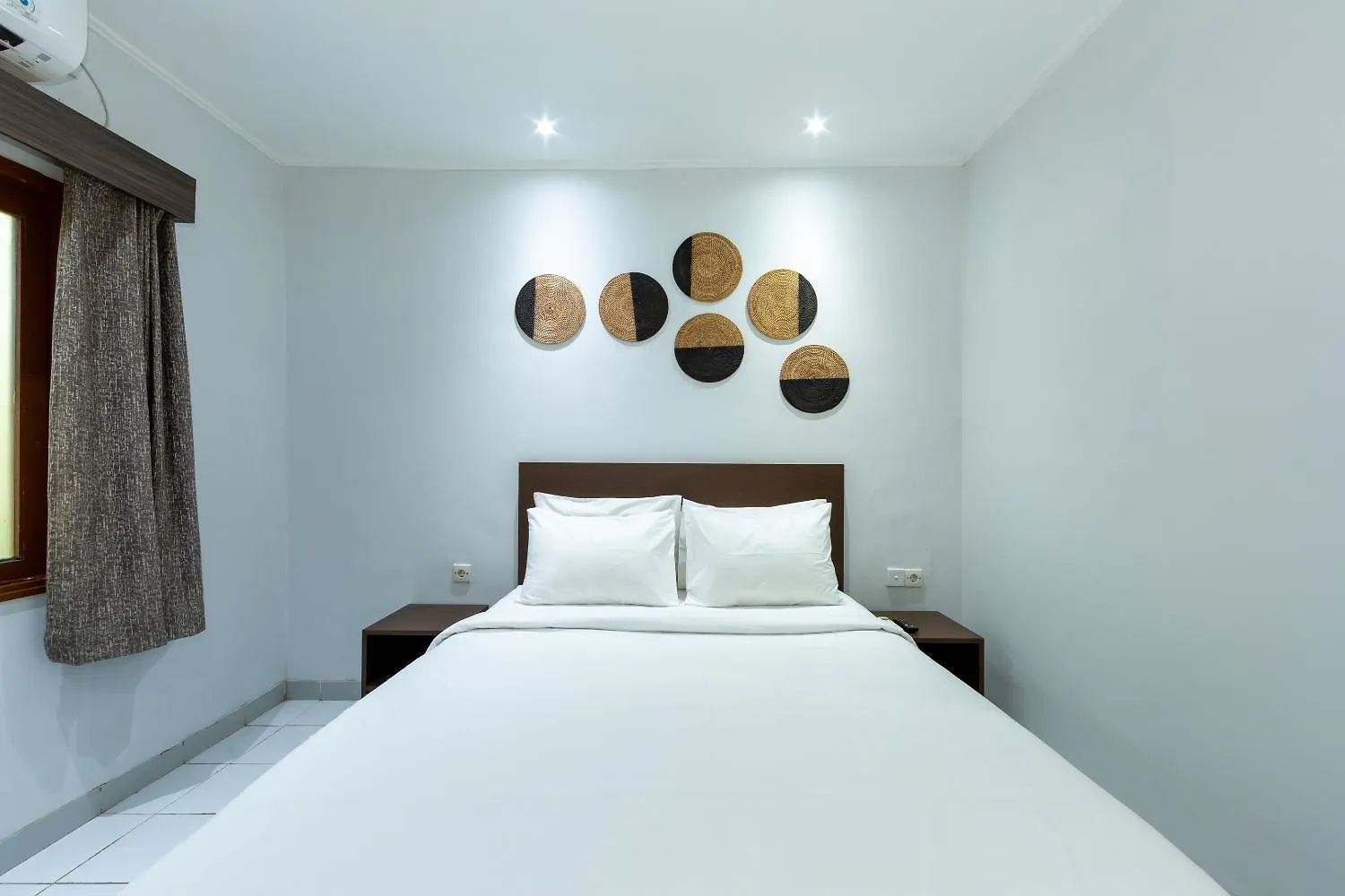 Cove Matahari Guesthouse Sunset Legian Indonezja